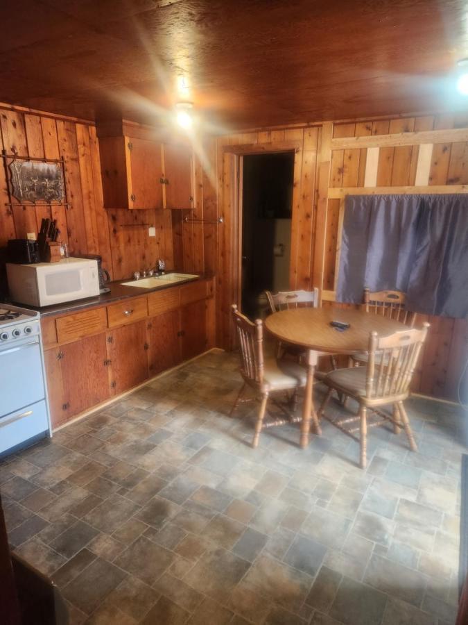 Cabin 2 매니스티크 외부 사진